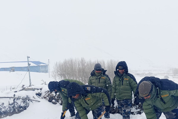 हिमपातपछि माथिल्लो मुस्ताङको जनजीवन प्रभावित